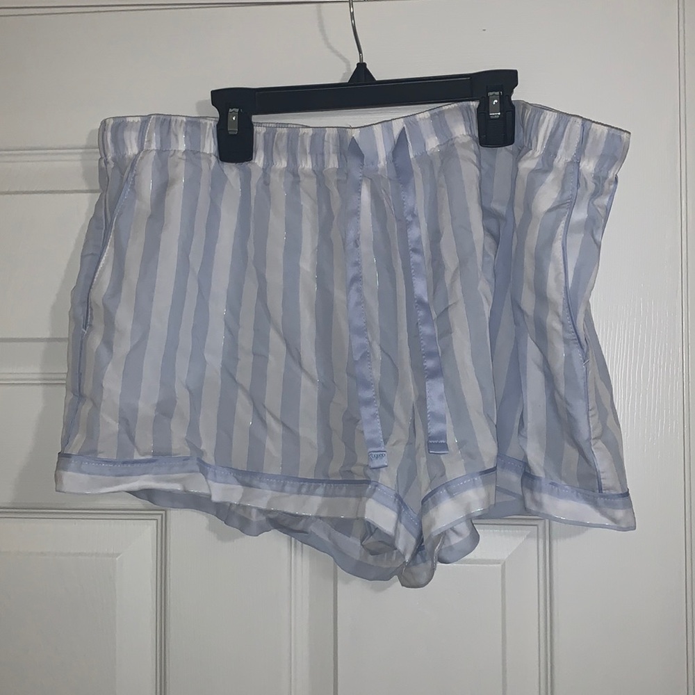 Matching Sleep Set - Picture 2 of 3